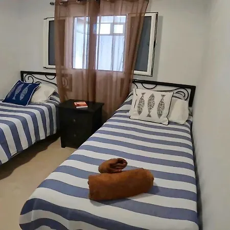 Apartamento Tierra, Primera Línea Mar Playa Honda (Lanzarote)