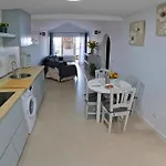 Tierra, Primera Linea Mar アパート